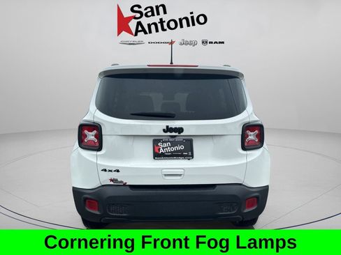 Used 2023 Jeep Renegade Latitude AWD/4WD image 13
