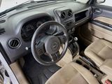 Used 2015 Jeep Patriot Latitude image 2