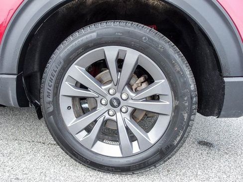 Used 2023 Ford Explorer XLT w/ Equipment Group 202A image 16