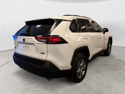 Used 2024 Toyota RAV4 XLE w/ Convenience Package FWD image 5