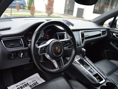 Used 2017 Porsche Macan S AWD/4WD image 8