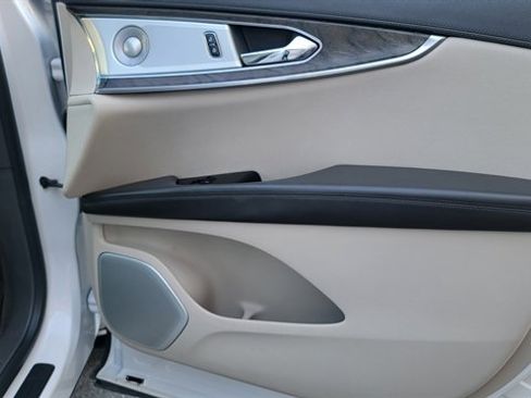 Used 2019 Lincoln Nautilus Reserve w/ Ultimate Package AWD/4WD image 42