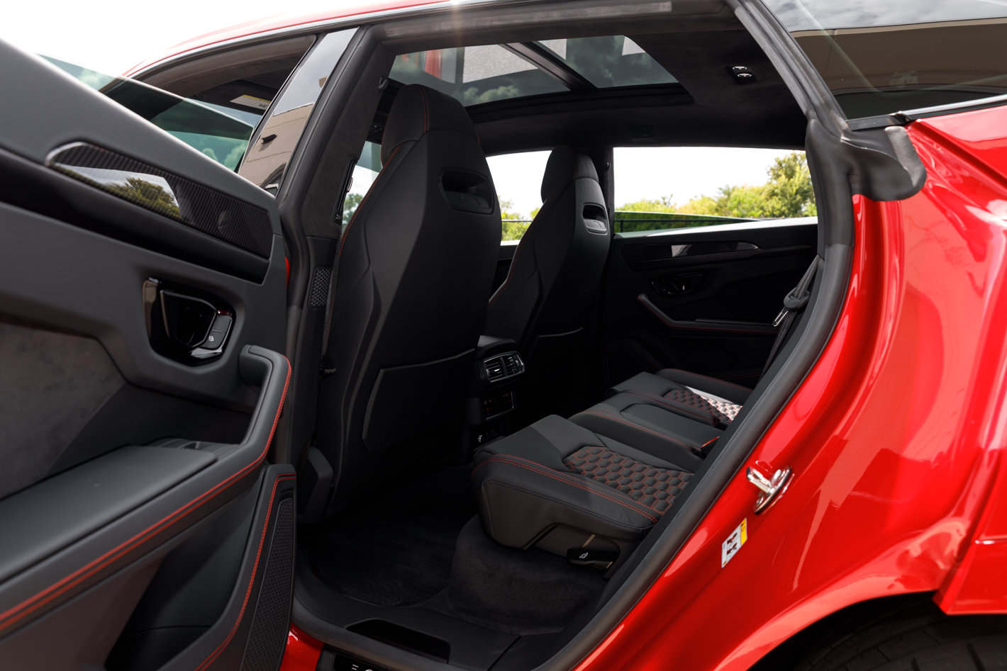 Used 2024 Lamborghini Urus S AWD/4WD image 39
