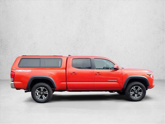 Used 2017 Toyota Tacoma TRD Off-Road w/ Tow Package AWD/4WD image 10