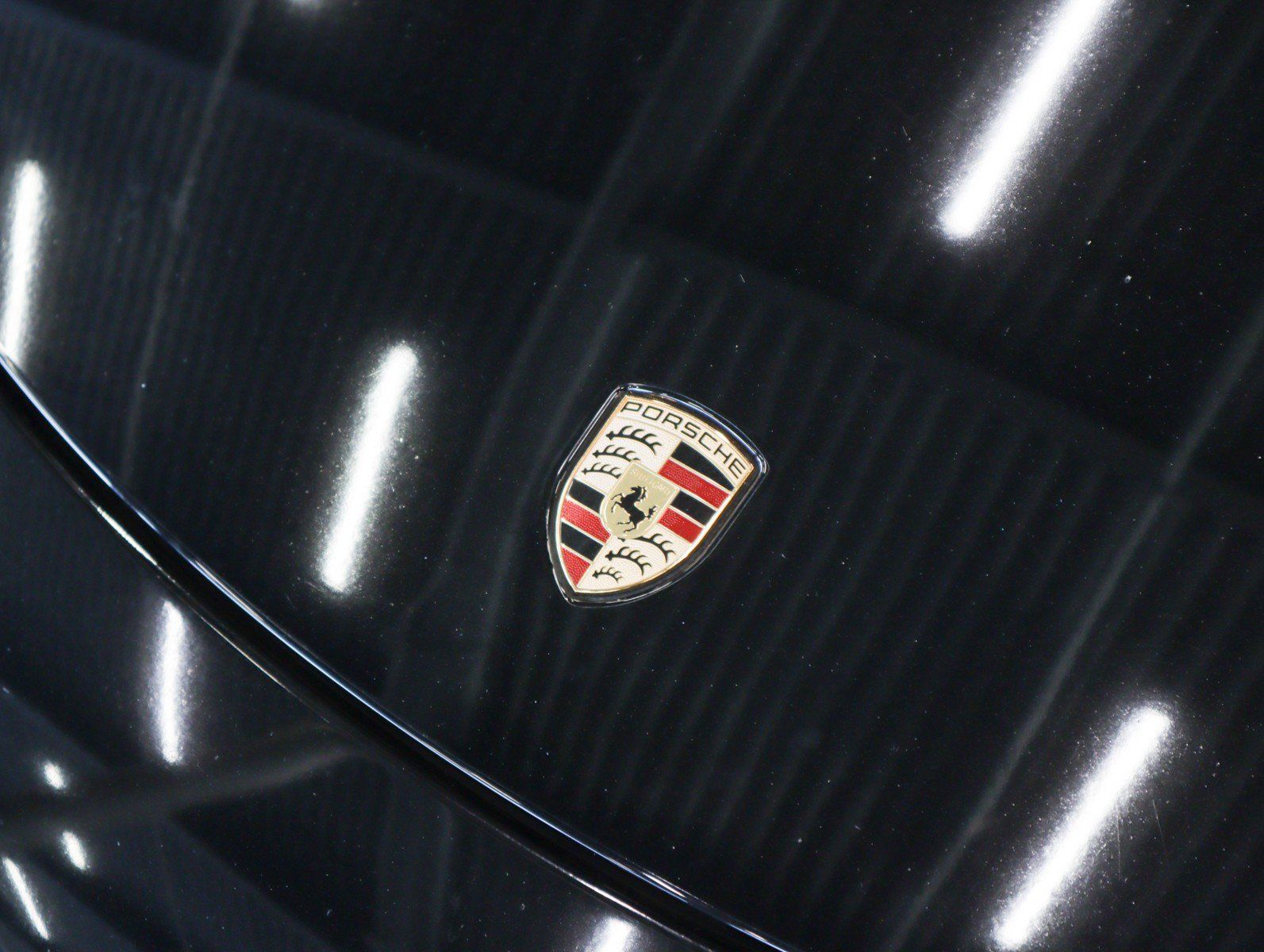 Certified 2016 Porsche Cayman RWD image 23
