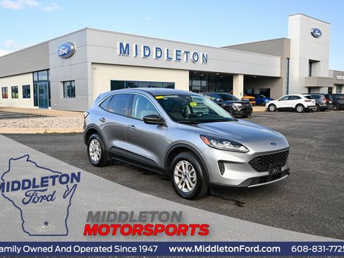 Certified 2022 Ford Escape SE image 1