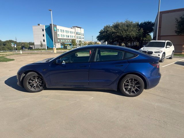 Used 2022 Tesla Model 3 RWD image 5