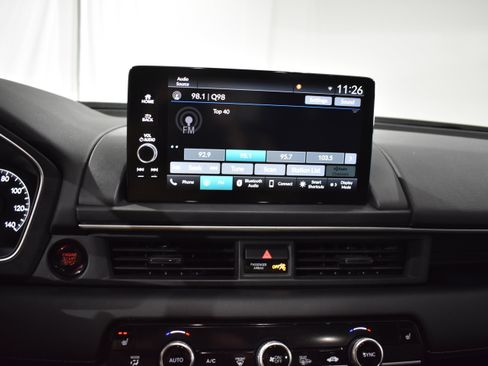 Used 2023 Honda Pilot EX-L image 23