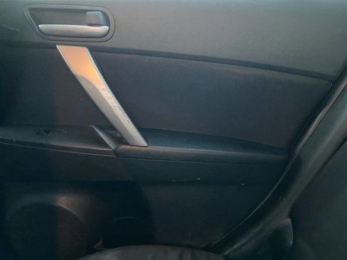 Used 2010 MAZDA MAZDA3 s Sport image 17