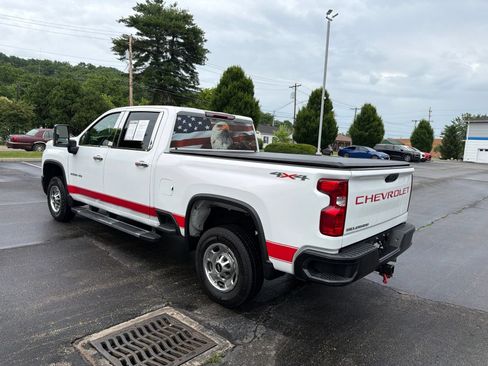 Used 2024 Chevrolet Silverado 2500 W/T AWD/4WD image 3