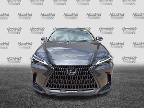 Used 2024 Lexus NX 250 FWD w/ Towing Package (2000 Lbs) image 3