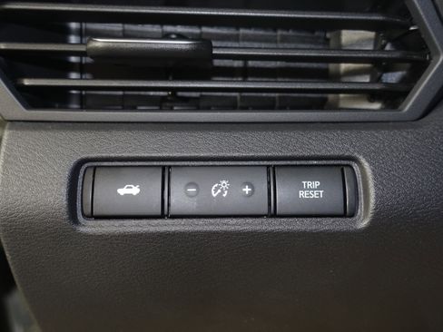 New 2025 Nissan Altima 2.5 SR w/ SR Premium Package image 32