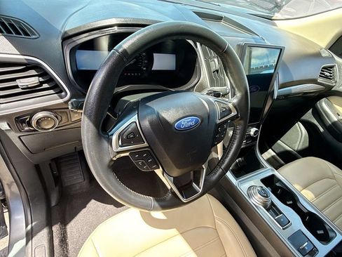 Used 2024 Ford Edge SEL AWD/4WD image 12