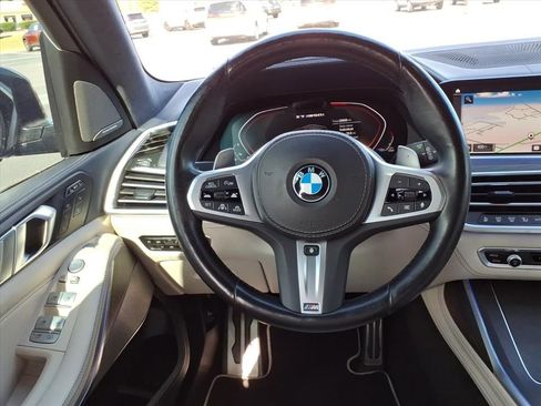 Used 2022 BMW X7 M50i w/ Dynamic Handling Package AWD/4WD image 29