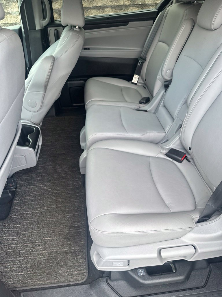 Used 2023 Honda Odyssey EX-L image 5
