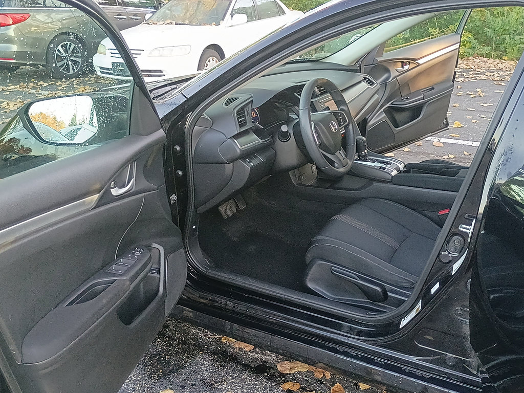 Used 2018 Honda Civic LX image 10