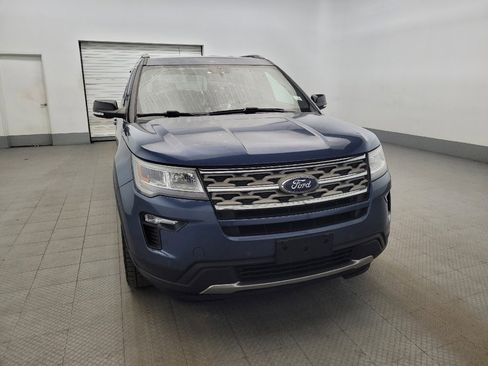Used 2018 Ford Explorer XLT w/ Equipment Group 202A image 14