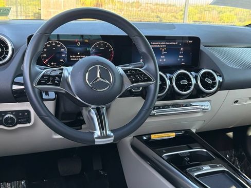 Certified 2026 Mercedes-Benz GLA 250 4MATIC image 31