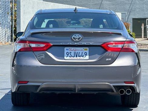 Certified 2020 Toyota Camry SE FWD image 8
