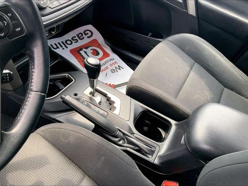 Used 2016 Toyota RAV4 XLE FWD image 15