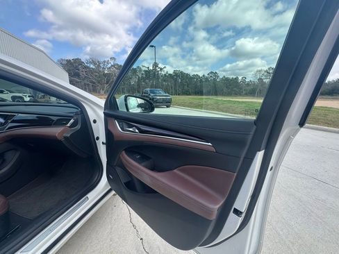 Used 2019 Buick LaCrosse Avenir image 18