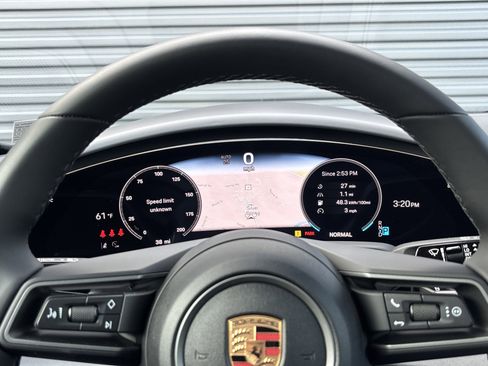 New 2025 Porsche Taycan image 17