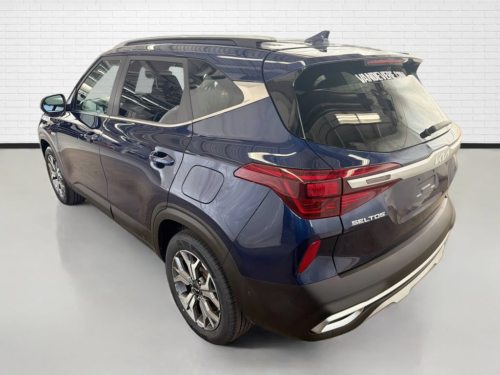 Used 2022 Kia Seltos EX AWD/4WD image 7