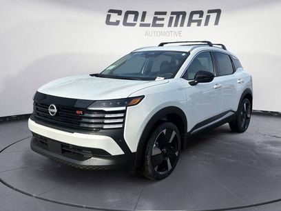 New 2026 Nissan Kicks SR w/ Cold Weather Package