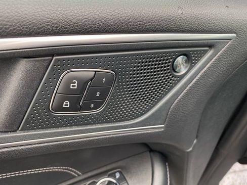 Used 2024 Ford Edge Titanium AWD/4WD image 17