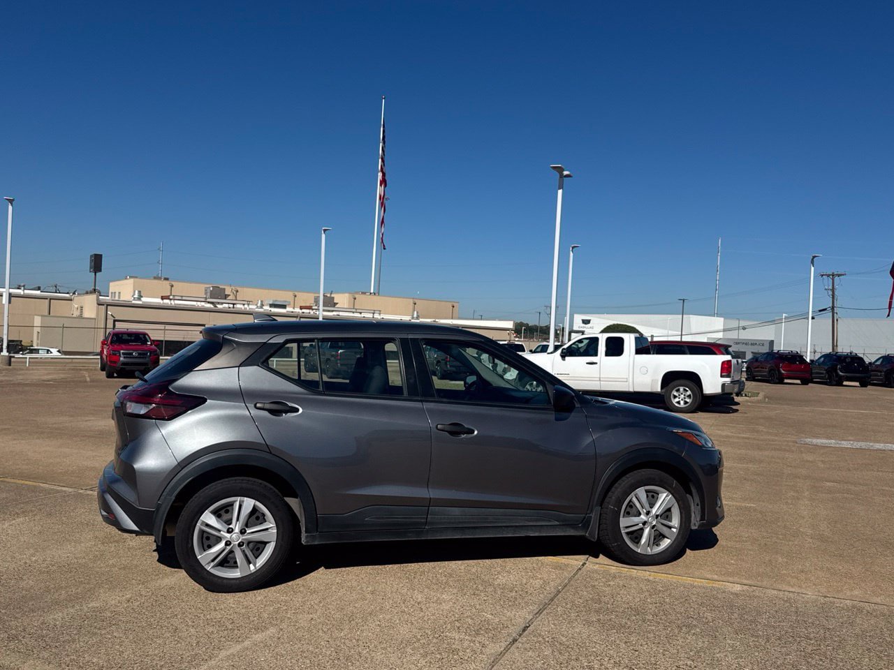 Certified 2021 Nissan Kicks S FWD image 39
