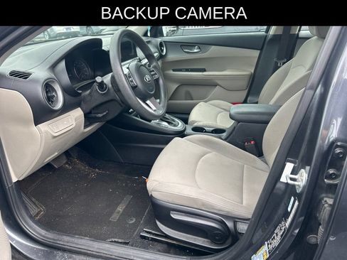 Used 2019 Kia Forte LXS FWD image 7
