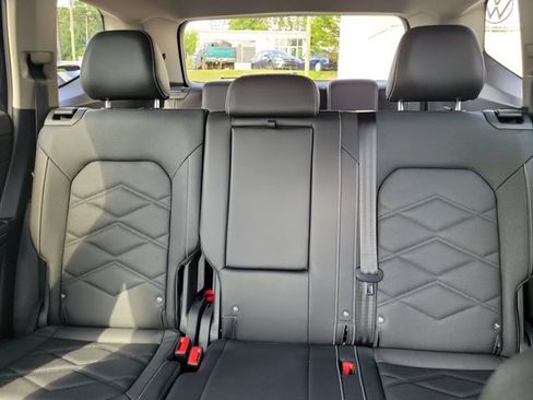 Certified 2026 Volkswagen Atlas SE AWD/4WD image 11