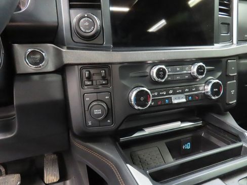 Used 2024 Ford F250 Platinum image 68