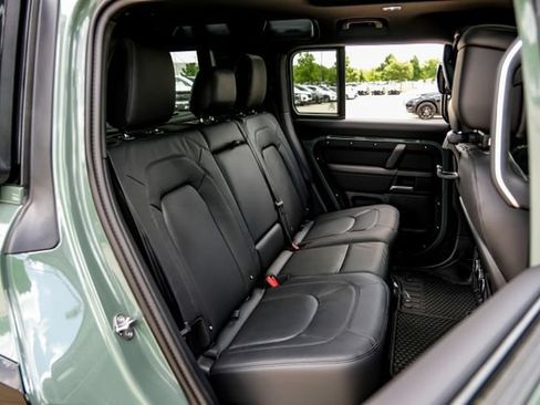 New 2026 Land Rover Defender 110 Trophy Edition AWD/4WD image 50