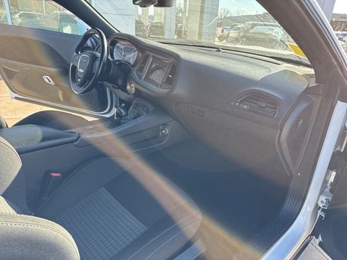 Used 2023 Dodge Challenger GT image 33