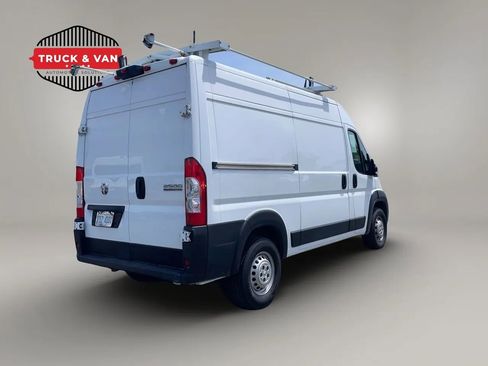 Used 2024 RAM ProMaster 2500 FWD image 6