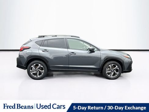 Used 2025 Subaru Crosstrek 2.5i Premium AWD/4WD image 12