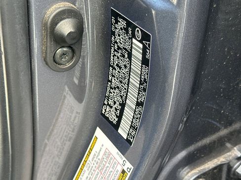 Used 2021 Lexus UX 200 w/ Accessory Package (Z2) image 29