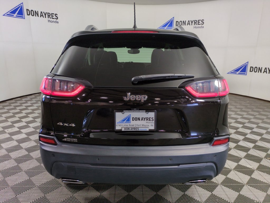 Used 2020 Jeep Cherokee Latitude Lux w/ Comfort/Convenience Group AWD/4WD image 4