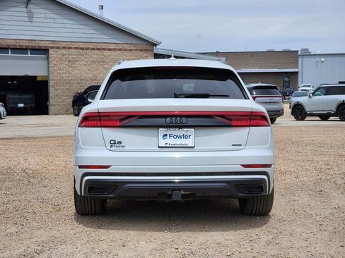 Used 2022 Audi Q8 Prestige w/ Prestige Package AWD/4WD image 12