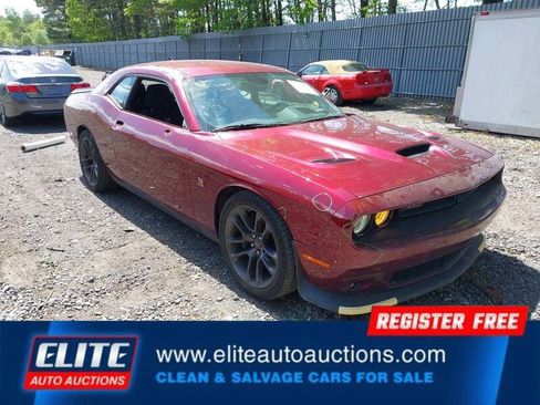 Used 2021 Dodge Challenger R/T Scat Pack w/ Driver Convenience Group image 2