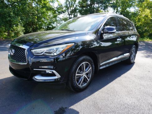 Used 2016 INFINITI QX60 Luxe w/ Premium Plus Package AWD/4WD image 4