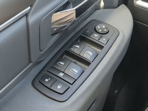 Used 2018 RAM 1500 Big Horn image 29