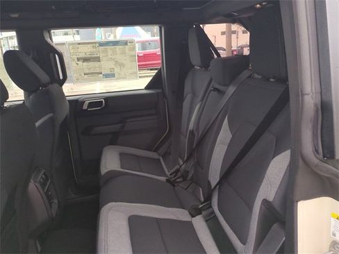 New 2025 Ford Bronco 4-Door image 13