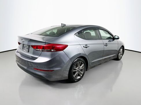 Used 2018 Hyundai Elantra SEL image 4