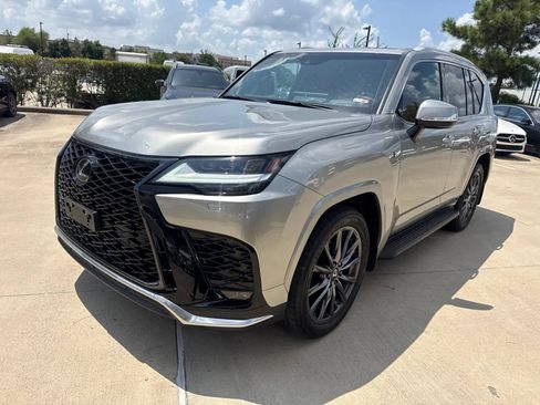 Used 2024 Lexus LX 600 F Sport AWD/4WD image 8
