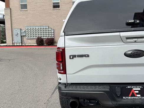 Used 2017 Ford F150 Raptor w/ Equipment Group 802A Luxury AWD/4WD image 5