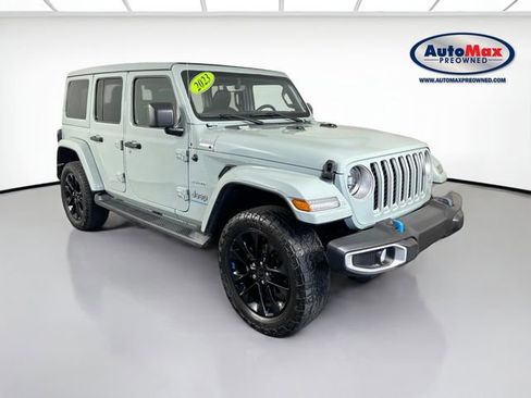 Used 2023 Jeep Wrangler Unlimited Sahara w/ Cold Weather Group AWD/4WD image 1
