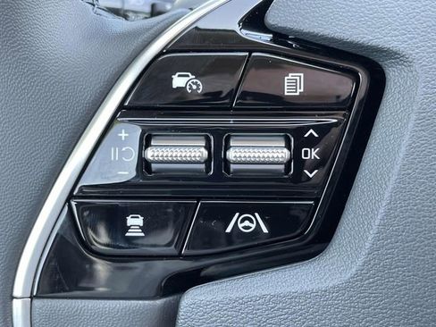 Certified 2025 Kia Niro SX Touring image 29