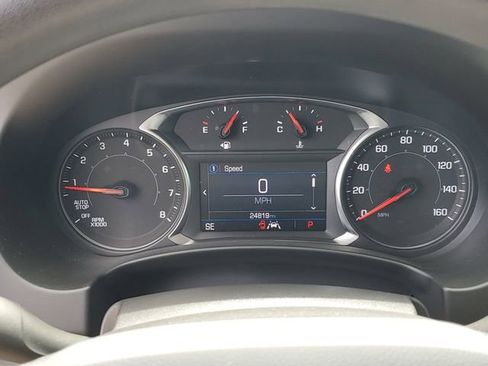 Used 2022 GMC Terrain SLE w/ Driver Convenience Package image 18